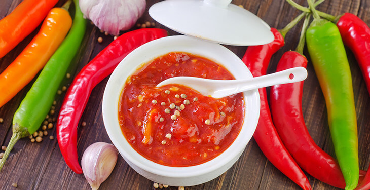 Alimentos afrodisíacos como a pimenta podem fazer com que você tenha muito mais tesão