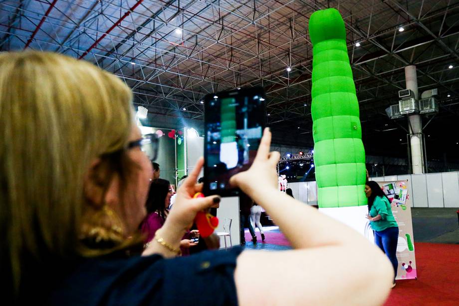 Patchy Paul G5 Fresh Green Gigante da Fun Factory na Intimi Expo 2018