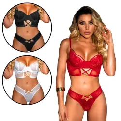 Conjunto Estilo Cropped sem Bojo com Detalhes em Corrente Conjunto Estilo Cropped sem Bojo com Detalhes em Corrente