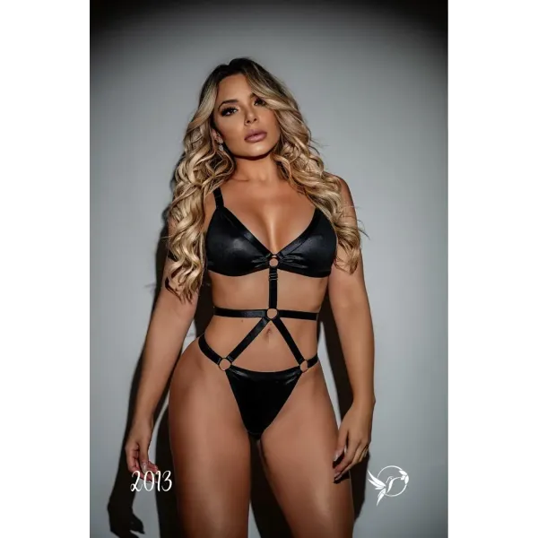 Body sem Bojo com Regulagem em Cirrê com Detalhes em Tiras e Argolas Sedutor Body sem Bojo com Regulagem em Cirrê com Detalhes em Tiras e Argolas Sedutor