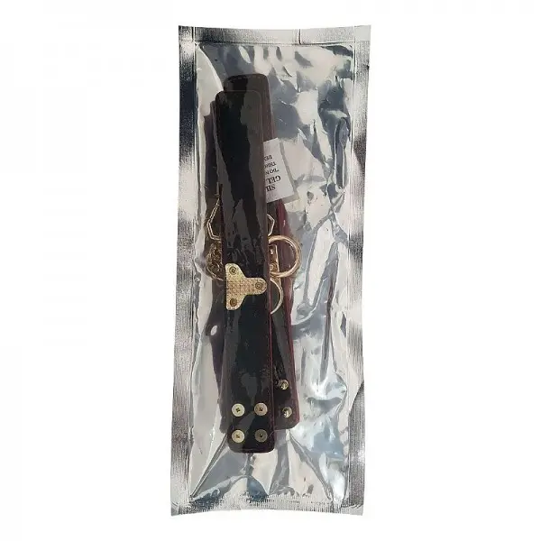 Algema em Couro com Fivelas e Corrente Luxo 3 Algema em Couro com Fivelas e Corrente Luxo 3