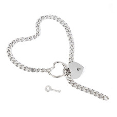 Coleira de Corrente com Corações e Cadeado em Metal