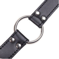 Mordaça Estilo Choker com Anel de Metal