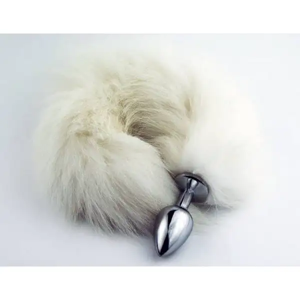 Plug Anal P com Cauda de Raposa do Ártico