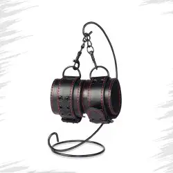 Algemas em Couro para Bondage - Fetish Pleasure Lovetoy Algemas em Couro para Bondage - Fetish Pleasure Lovetoy