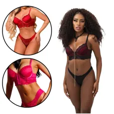 Cropped Sensual com Bojo em Tule com Detalhes em Renda